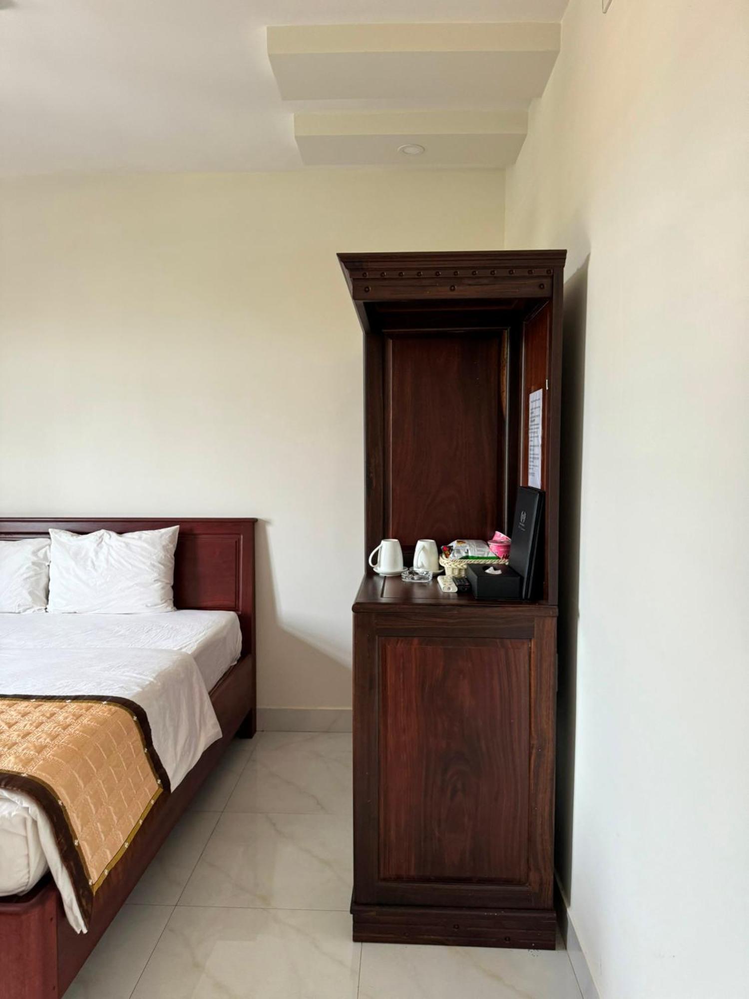 Hoang Khiem Hotel Pleiku Kültér fotó