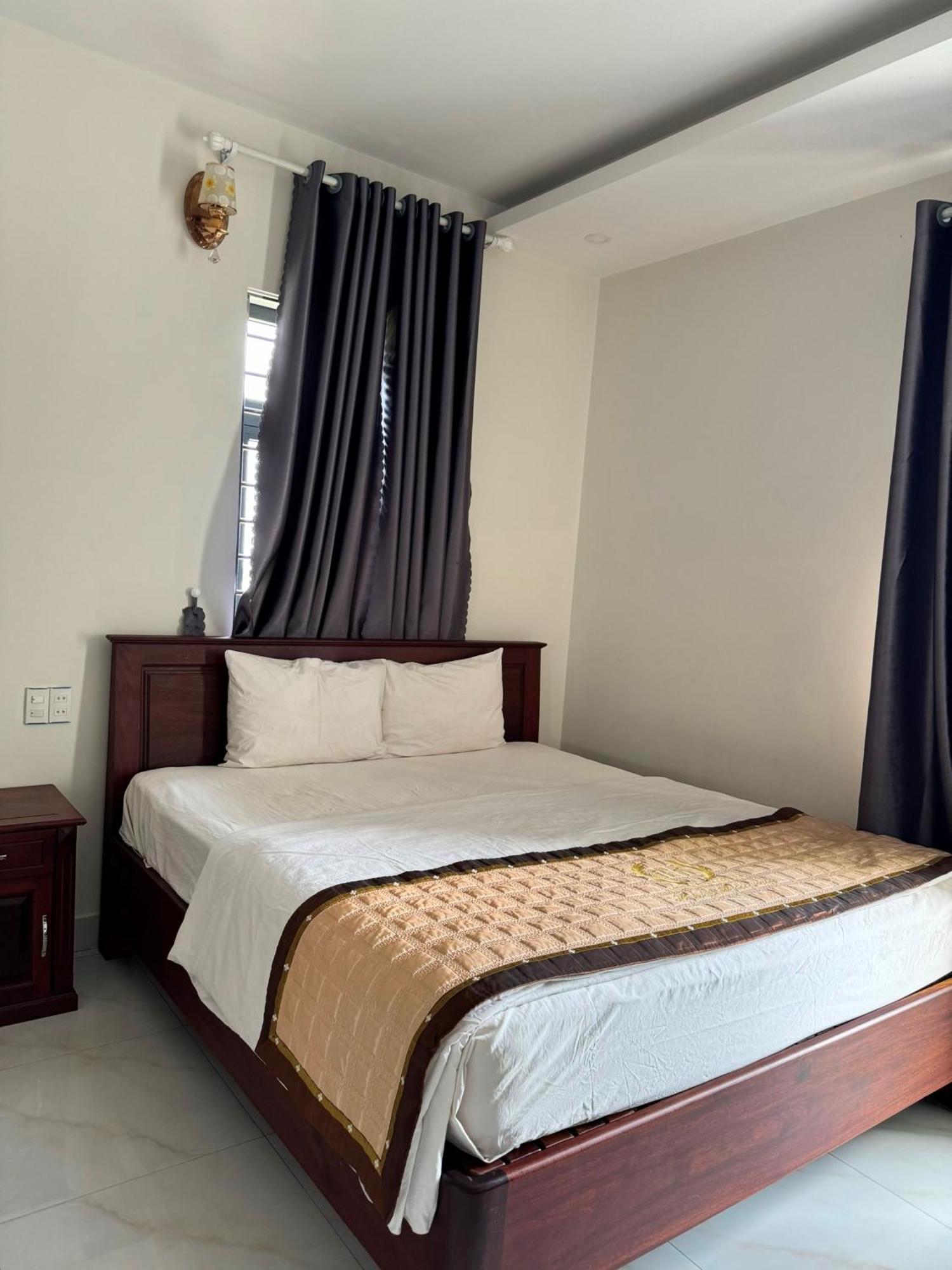 Hoang Khiem Hotel Pleiku Kültér fotó
