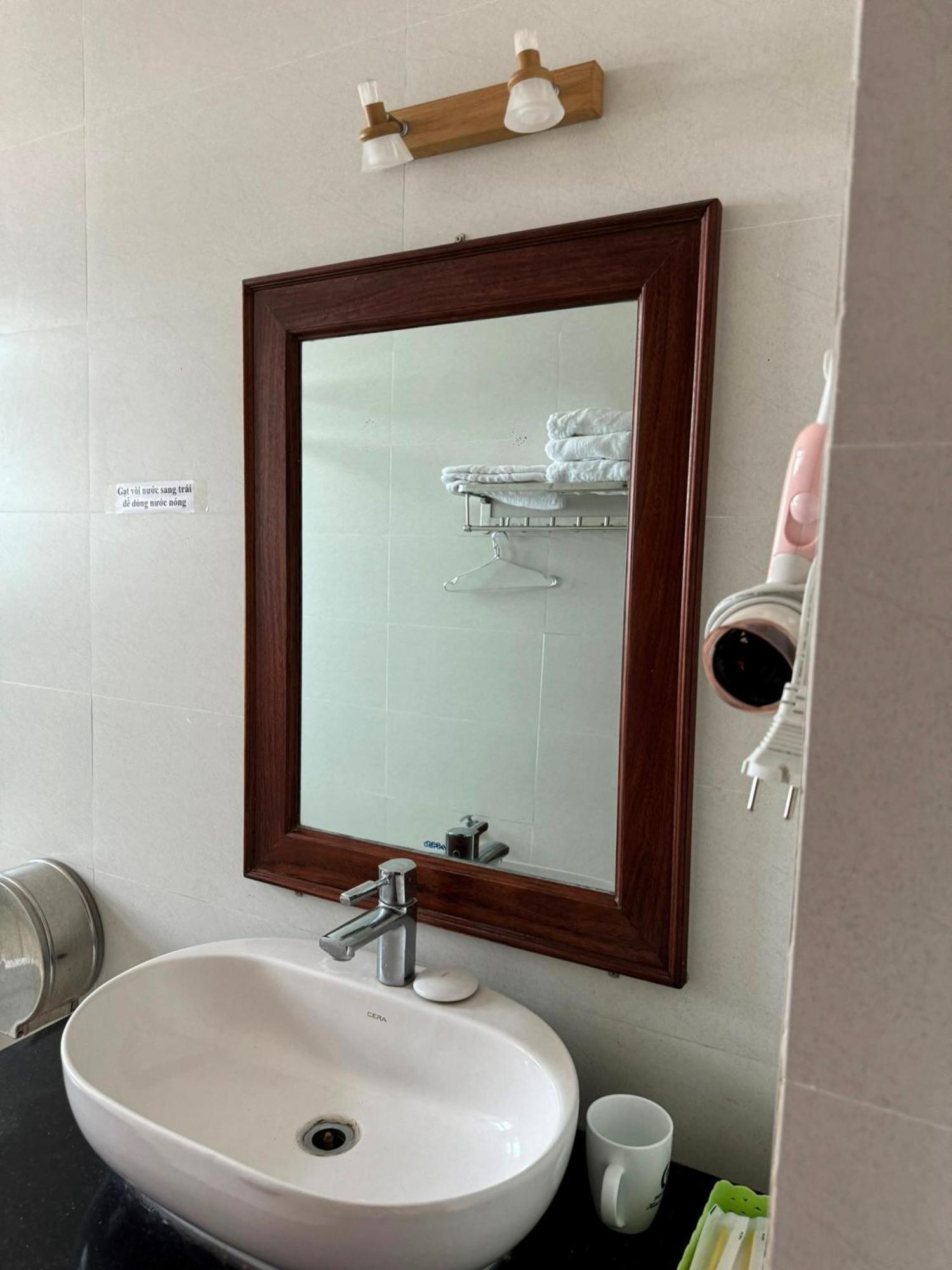 Hoang Khiem Hotel Pleiku Kültér fotó